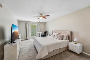 Roswell Rd D21-S1305-022.jpg