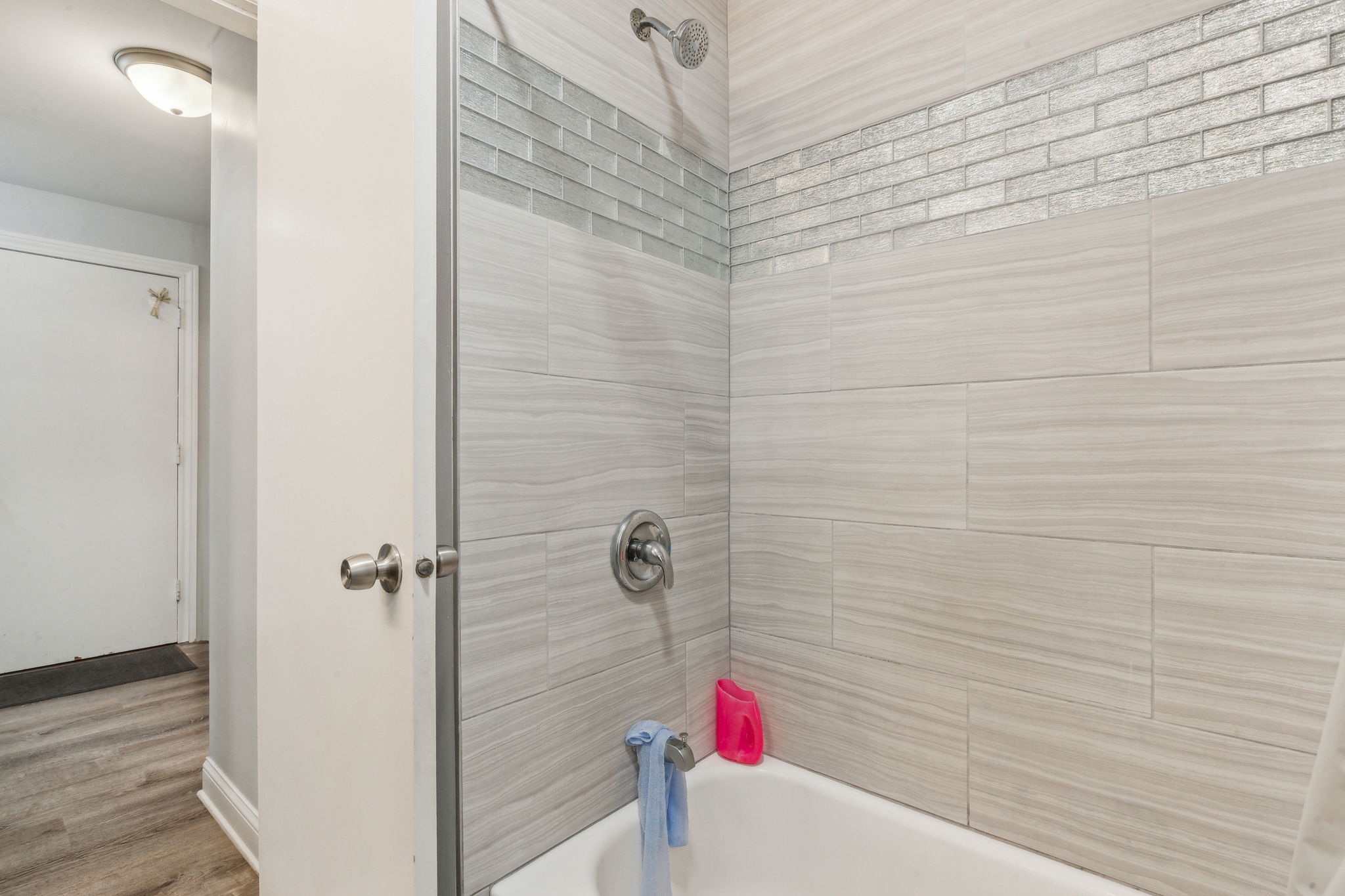 6851 W Gunnison St Unit 1-2205-019