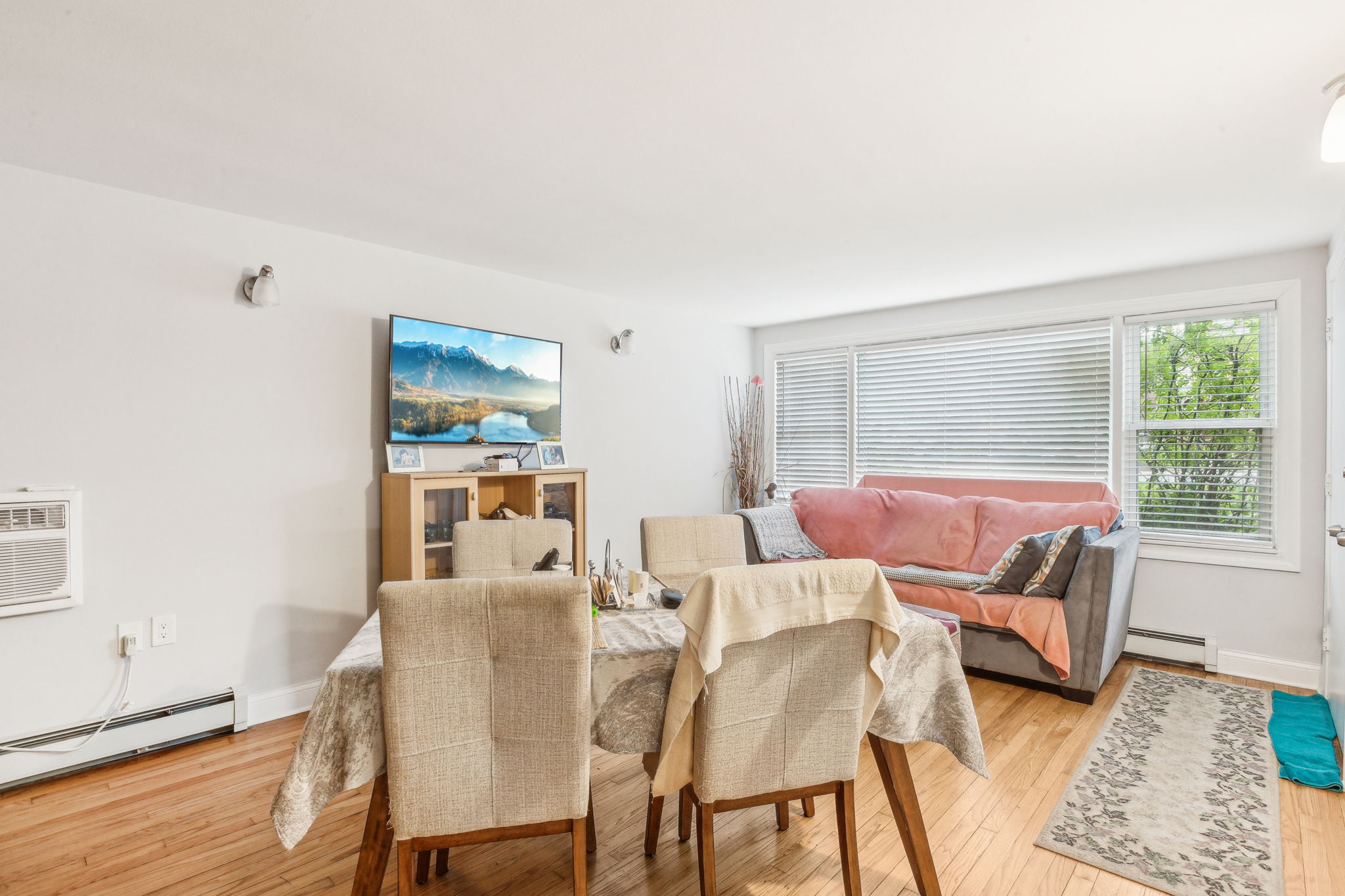 6851 W Gunnison St Unit Basement-2205-002
