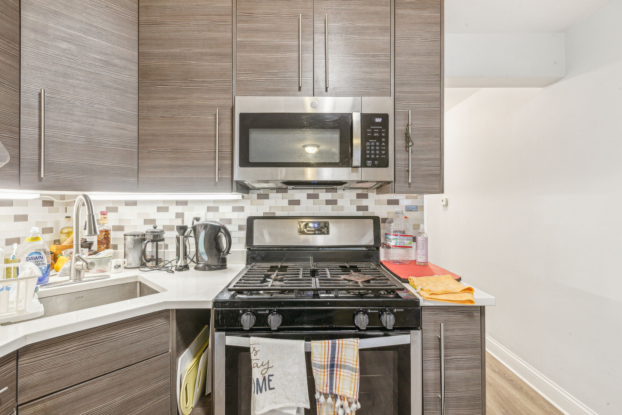6851 W Gunnison St Unit Basement-2205-008