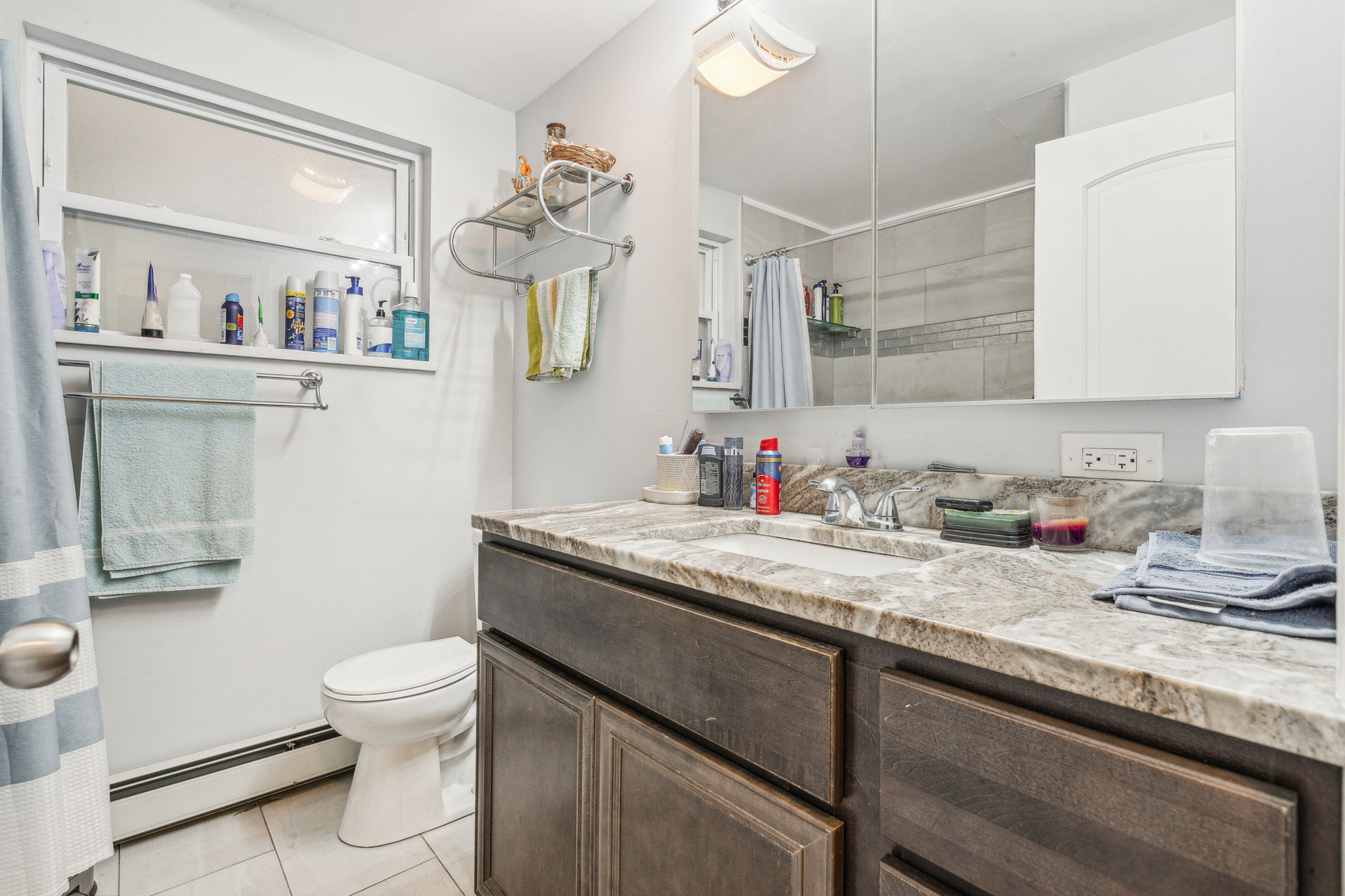 6851 W Gunnison St Unit Basement-2205-015
