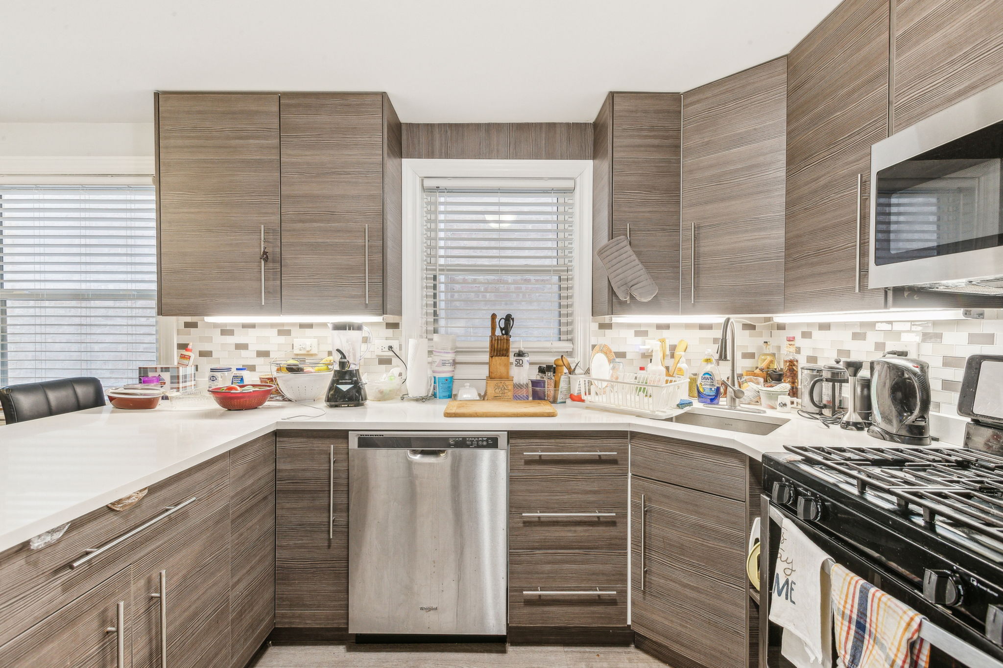 6851 W Gunnison St Unit Basement-2205-009