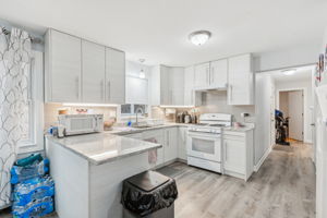 6851 W Gunnison St Unit 1-2205-006