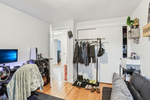 6851 W Gunnison St Unit 1-2205-013