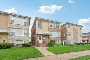 6851 W Gunnison St Unit 2-2205-002