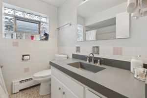 6851 W Gunnison St Unit 2-2205-023