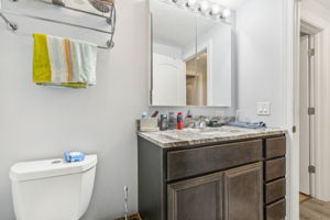 6851 W Gunnison St Unit Basement-2205-017
