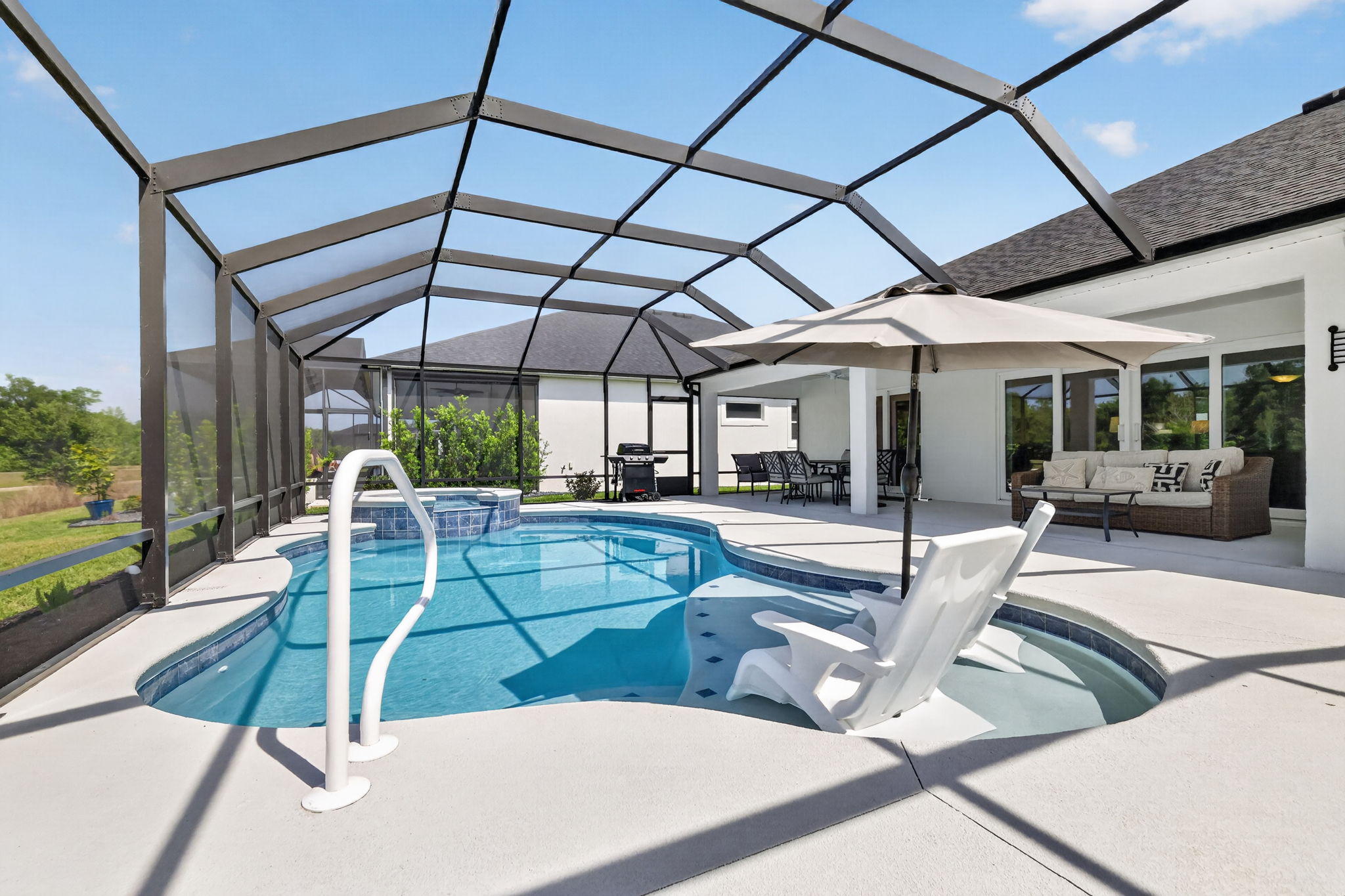 Swimming Pool, Spa, and Lanai
