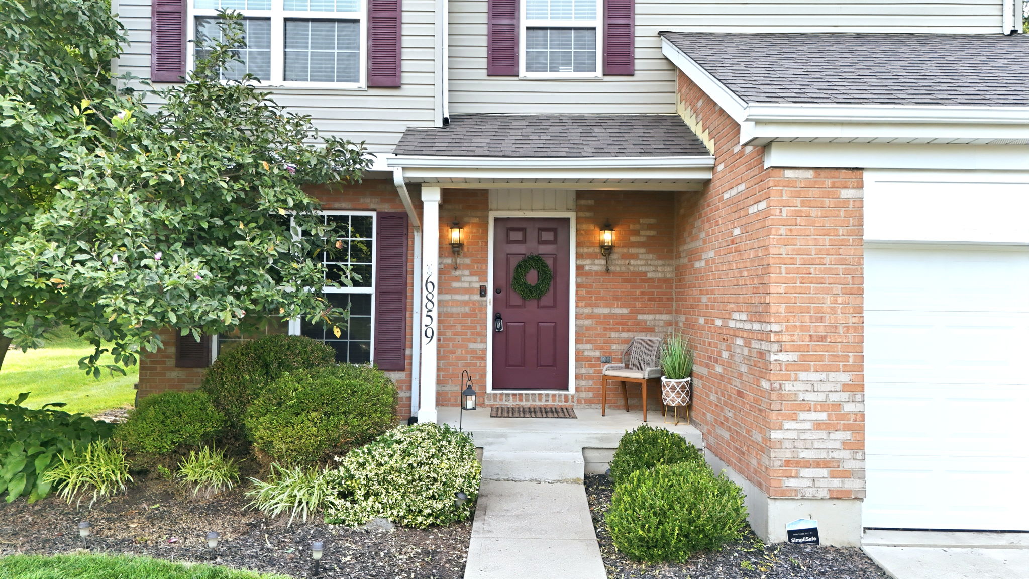  Photo 4