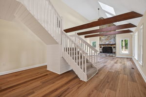 Foyer/Living Room