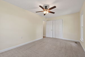 Guest Bedroom (Downstairs)