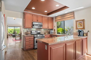 11 - Kitchen