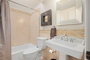 26 - Bahroom 2