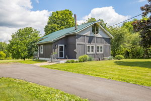  Photo 0