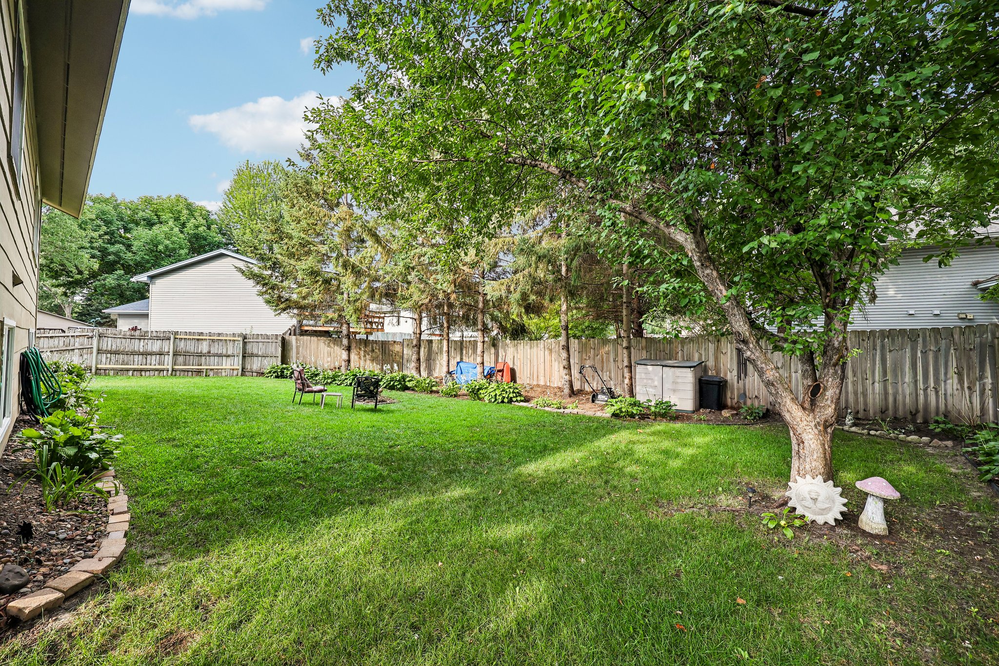 116th Ln NE-S2108-036.jpg