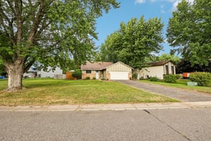 116th Ln NE-S2108-001.jpg