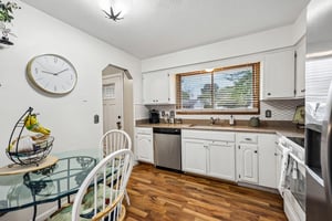 116th Ln NE-S2108-017.jpg