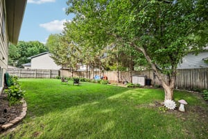 116th Ln NE-S2108-036.jpg