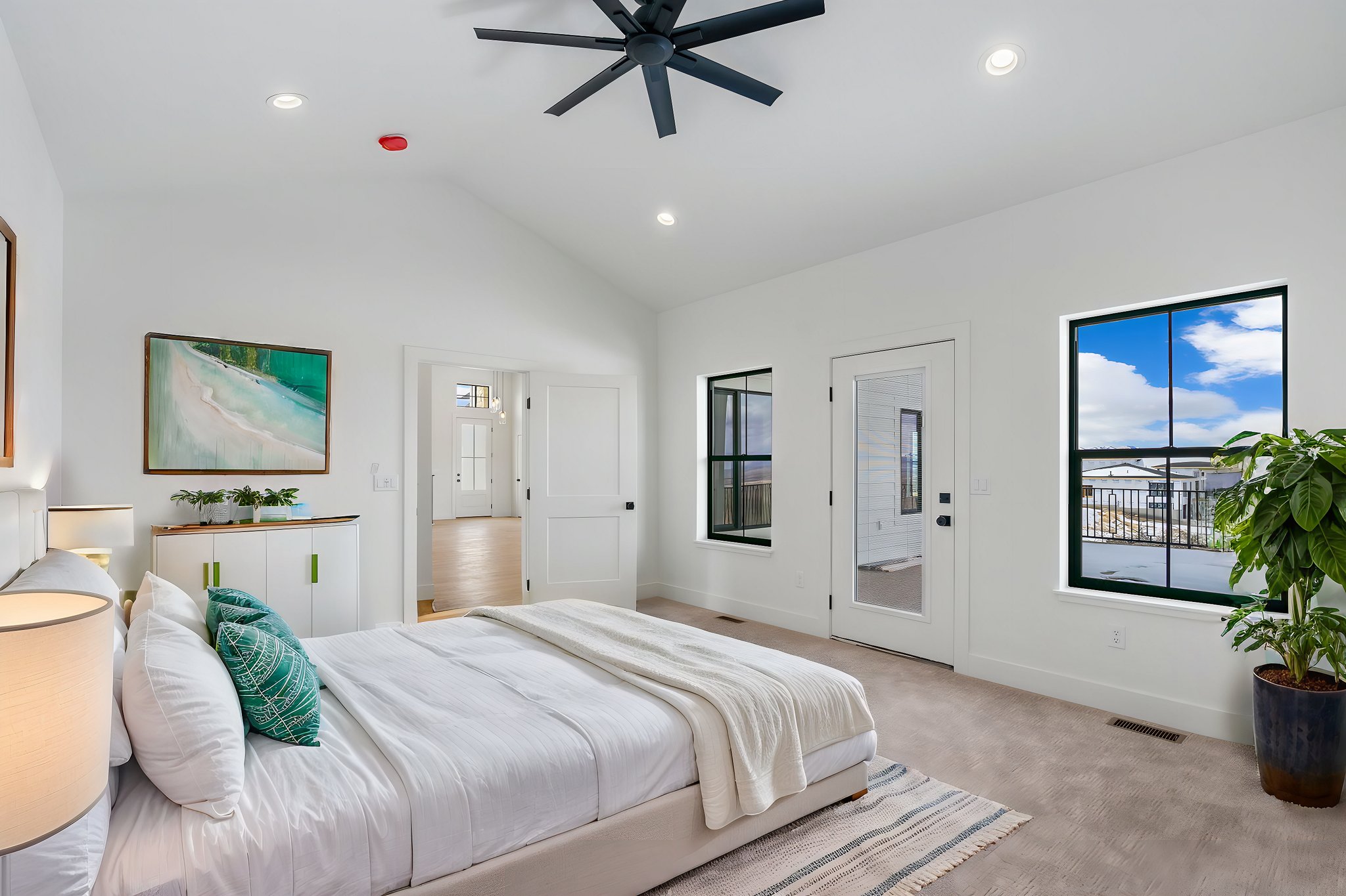 _DSC4976 virtually staged.jpg