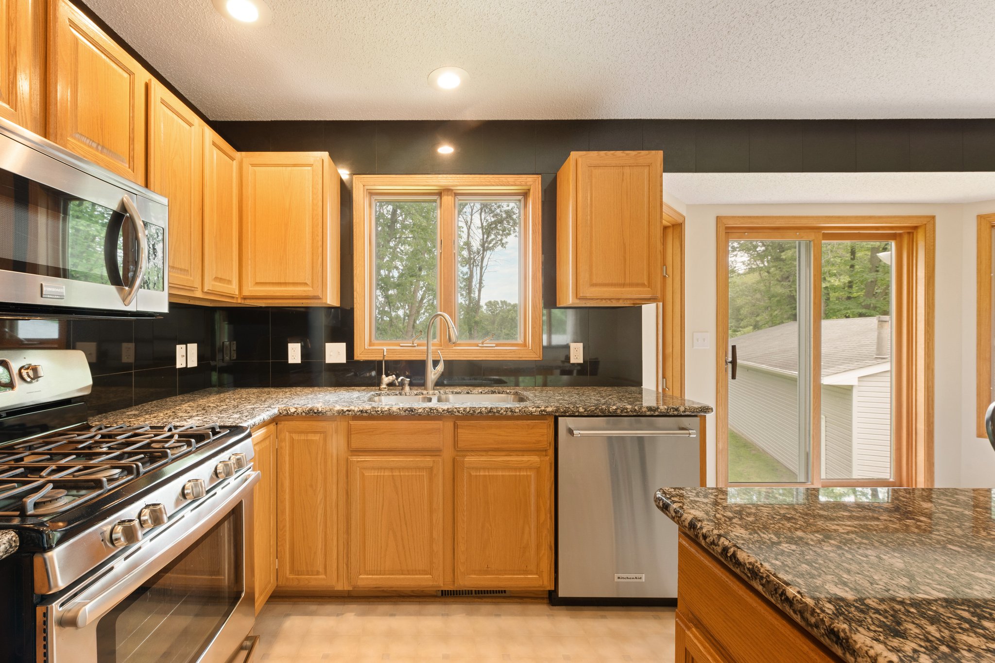 6870 Greenway Ln N, Forest Lake, MN 55025, USA Photo 10