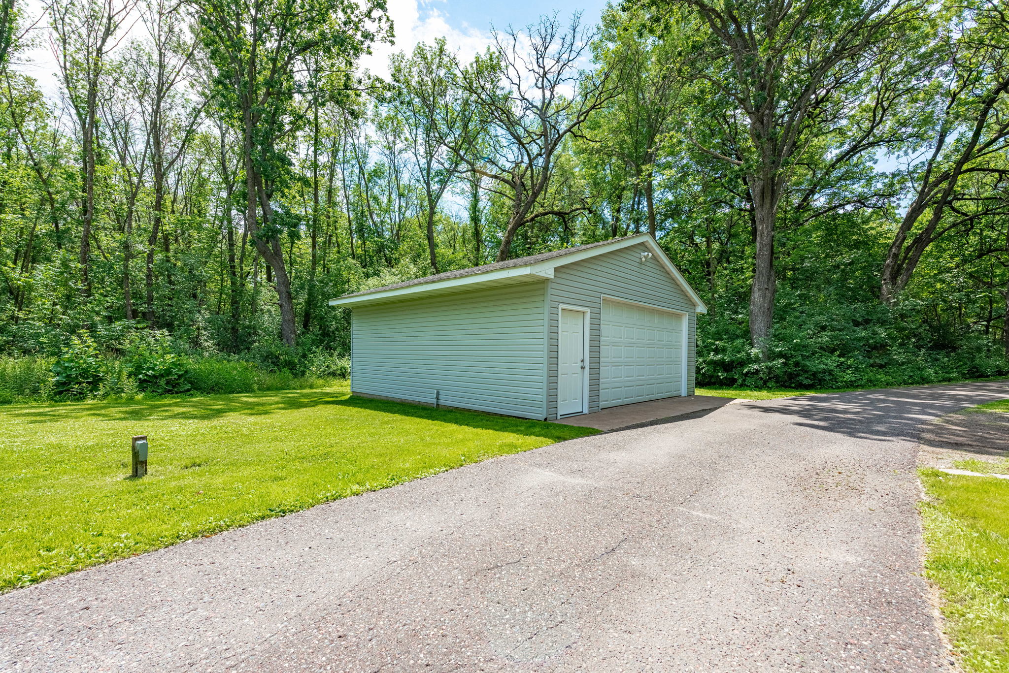 6870 Greenway Ln N, Forest Lake, MN 55025, USA Photo 52