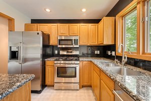 6870 Greenway Ln N, Forest Lake, MN 55025, USA Photo 11