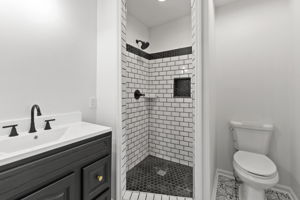  Photo 30