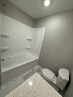  Photo 44