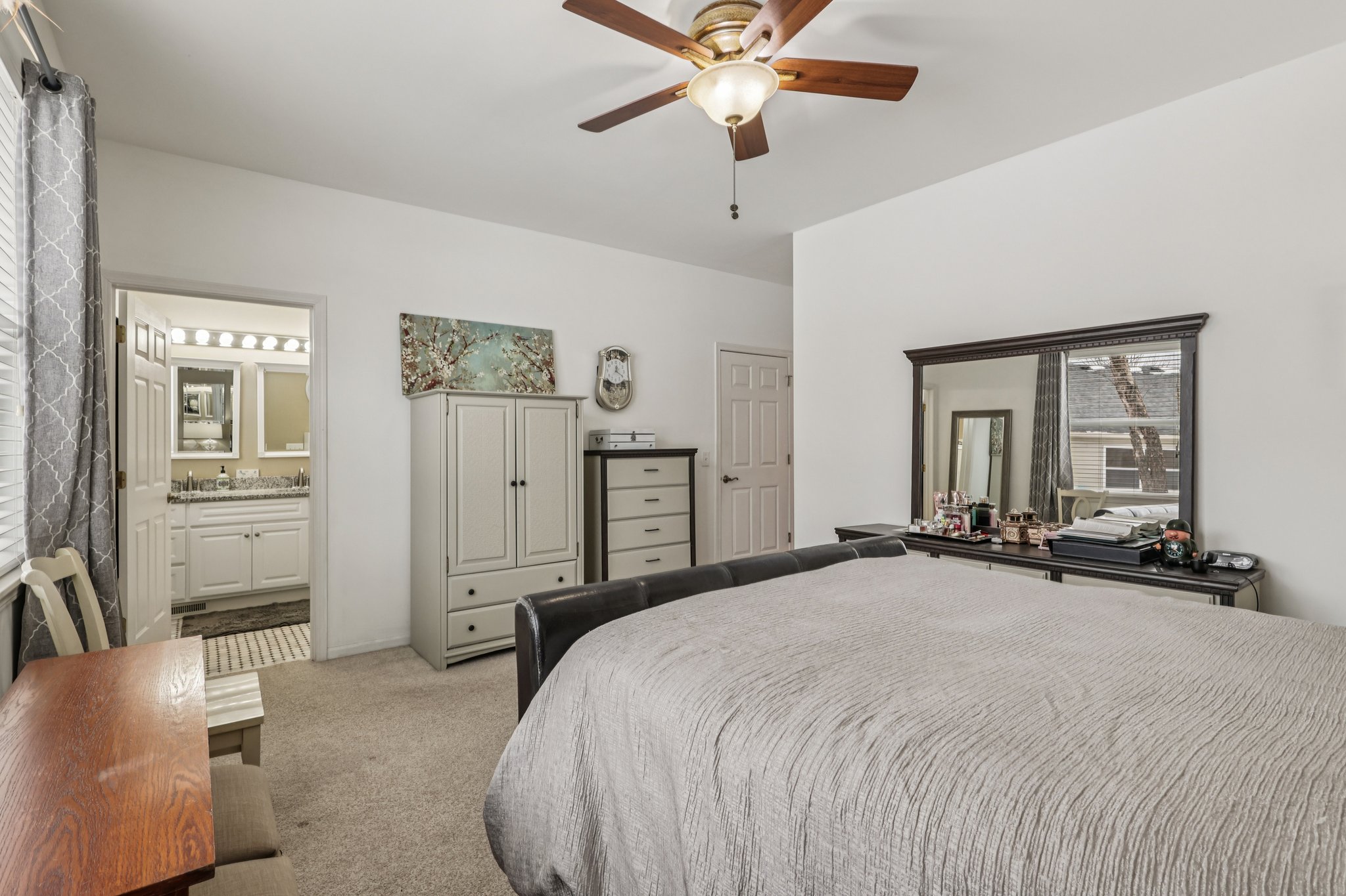 Cadillac Cir-S0302-017.jpg