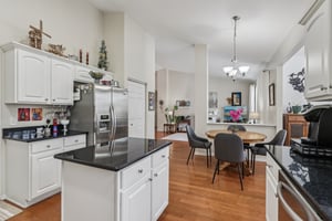 Cadillac Cir-S0302-012.jpg