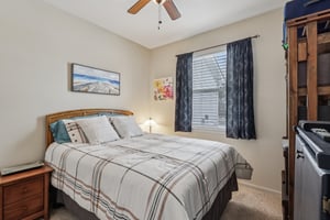 Cadillac Cir-S0302-023.jpg