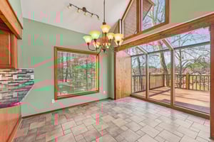 Shade Tree Ln-L0503-011.jpg