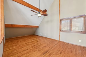 Shade Tree Ln-L0503-017.jpg