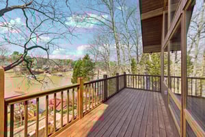 Shade Tree Ln-L0503-036.jpg