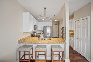 6887 Pine Crest Trail S, Cottage Grove, MN 55016, USA Photo 6