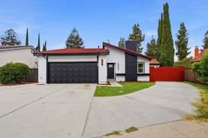 001_F8_6887 Rockton Ave