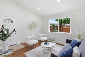 011_F8_6887 Rockton Ave