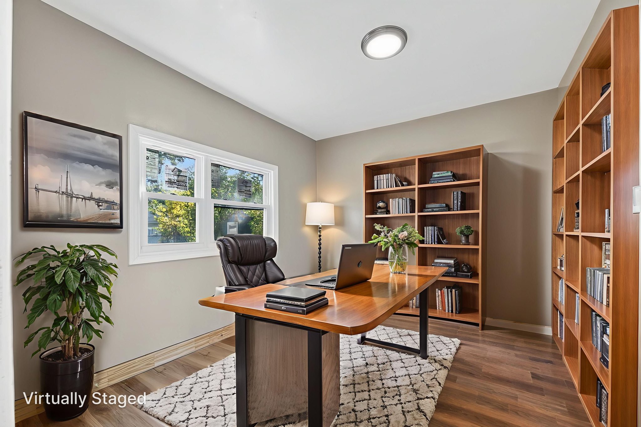 689-longmeadow-200 virtually staged.jpeg