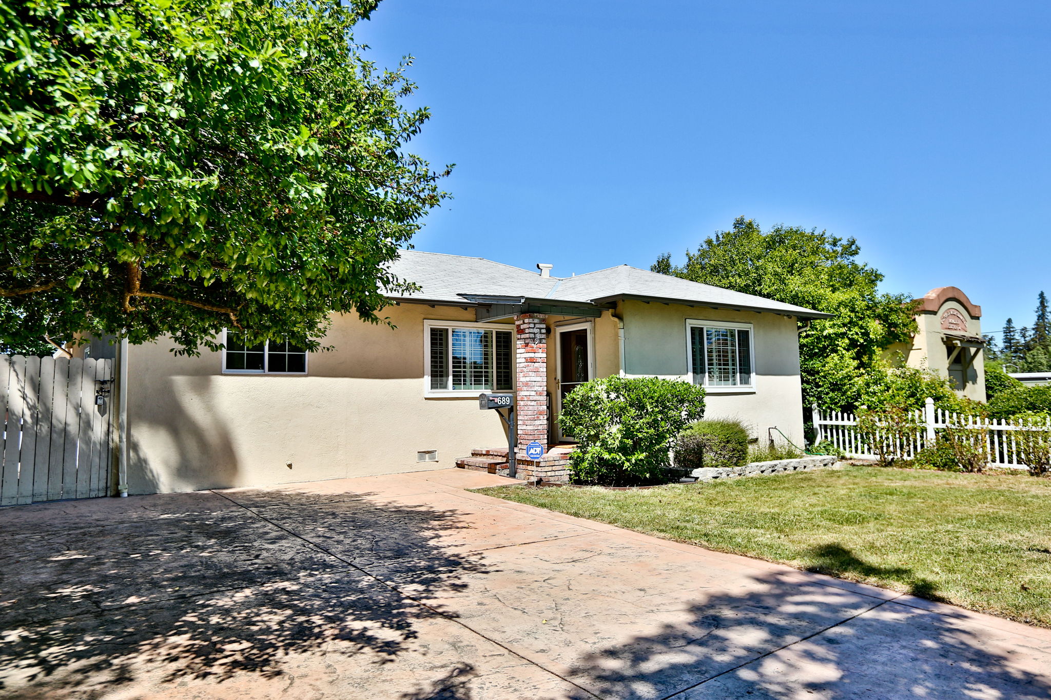 689 N Livermore Ave, Livermore, CA 94551 ALL ACCESS PHOTO