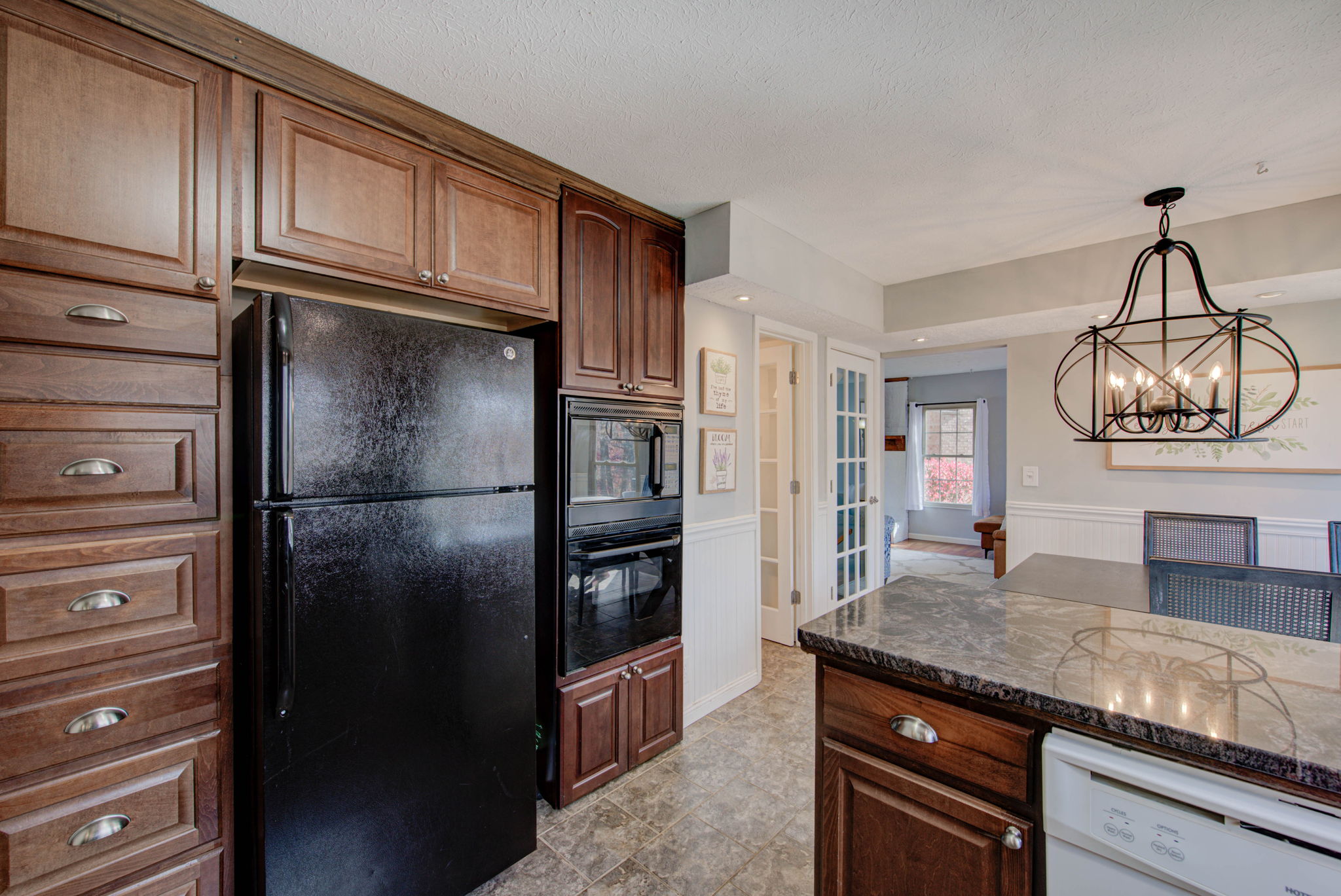 11 Kitchen