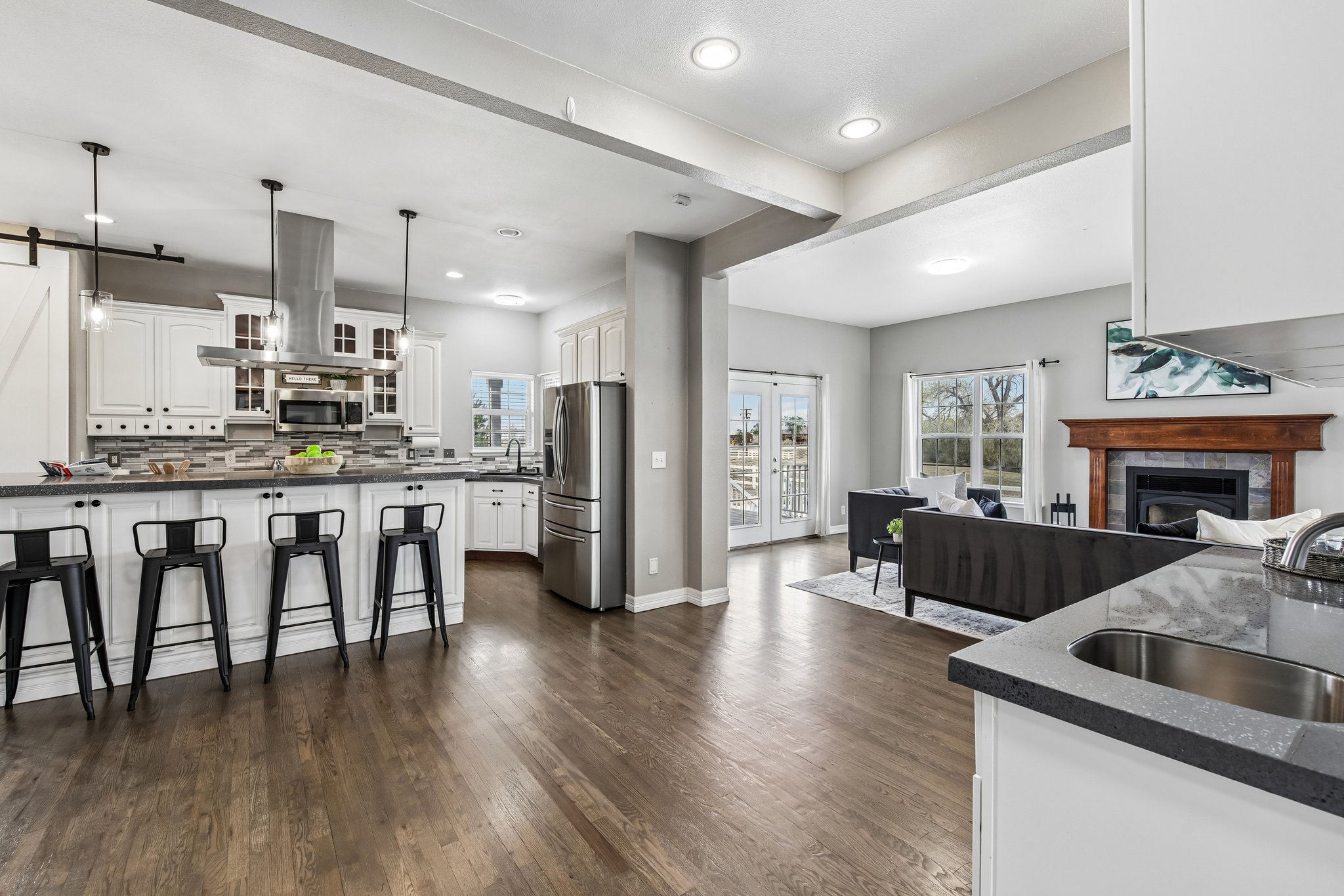 E 167th Ave-S2404-019.jpg