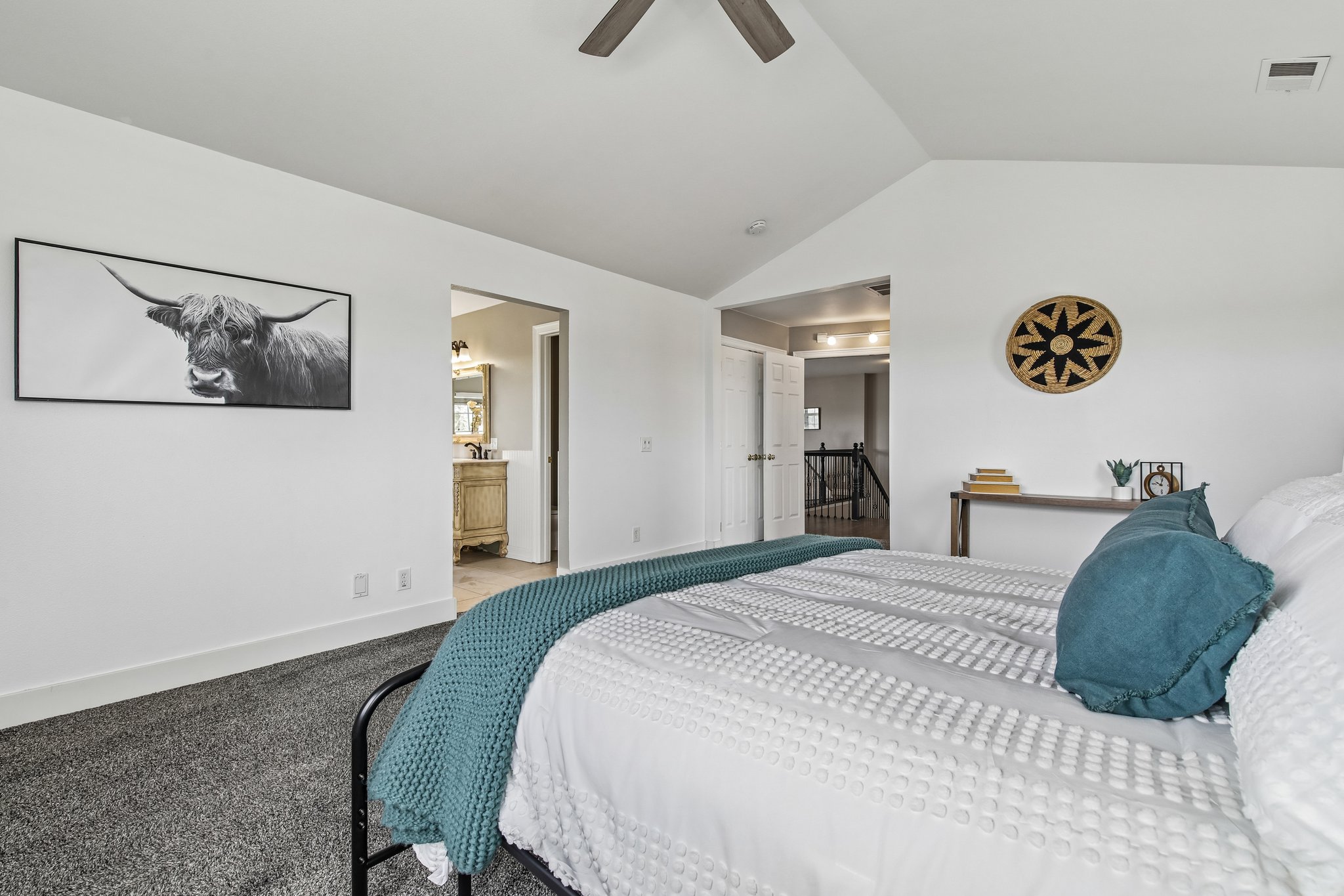 E 167th Ave-S2404-037.jpg