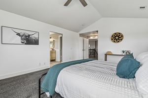 E 167th Ave-S2404-037.jpg