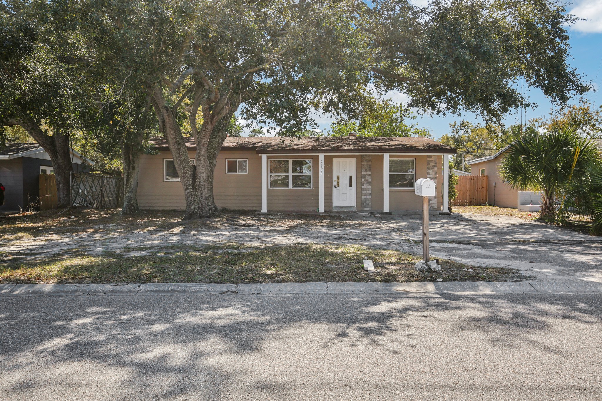 78th Ave N-S1402-004.jpg