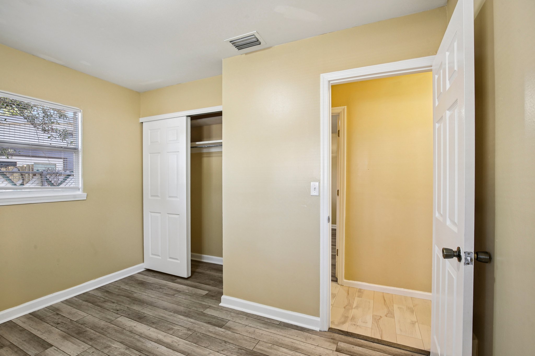 78th Ave N-S1402-018.jpg