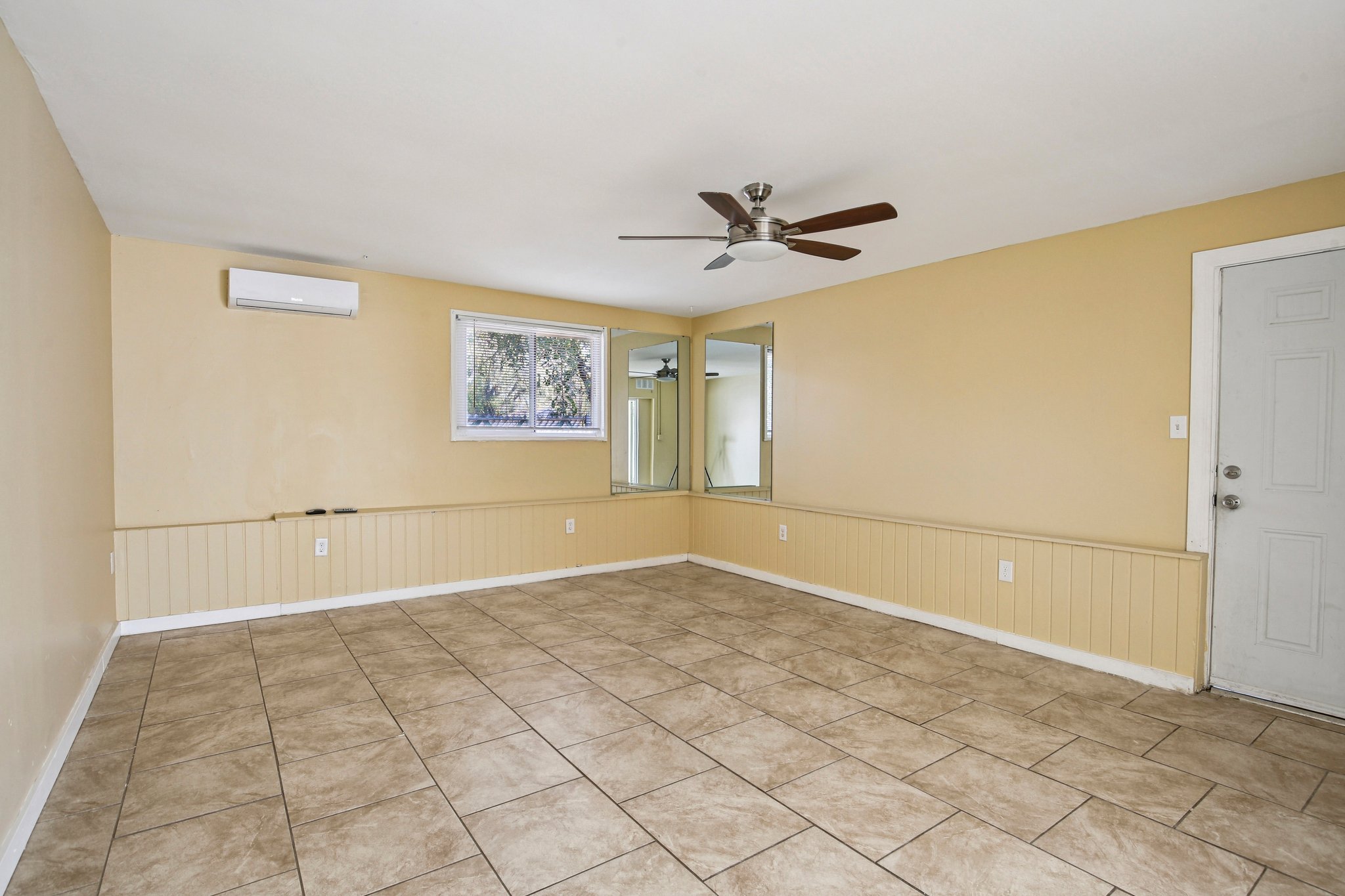 78th Ave N-S1402-031.jpg