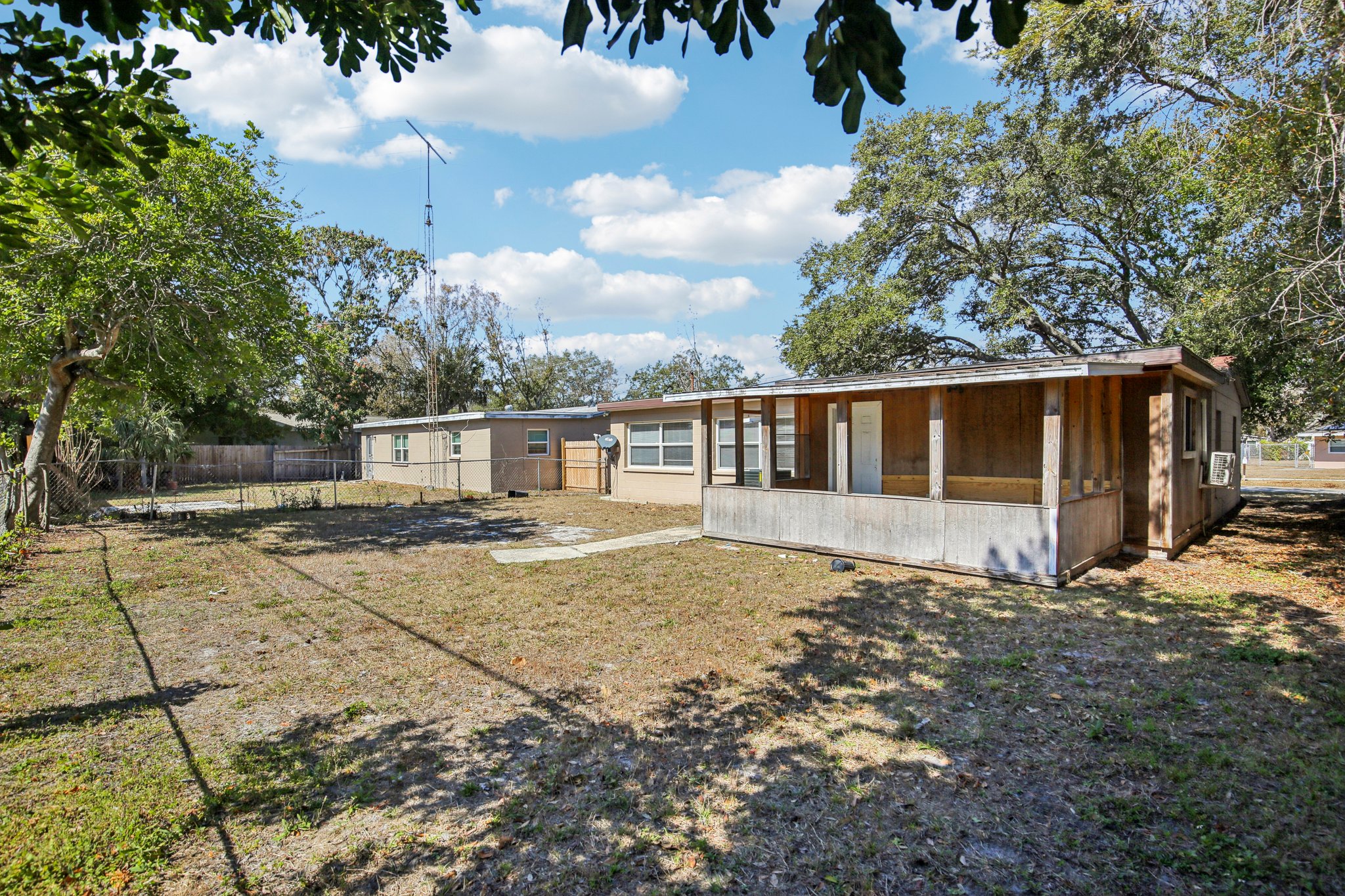 78th Ave N-S1402-038.jpg