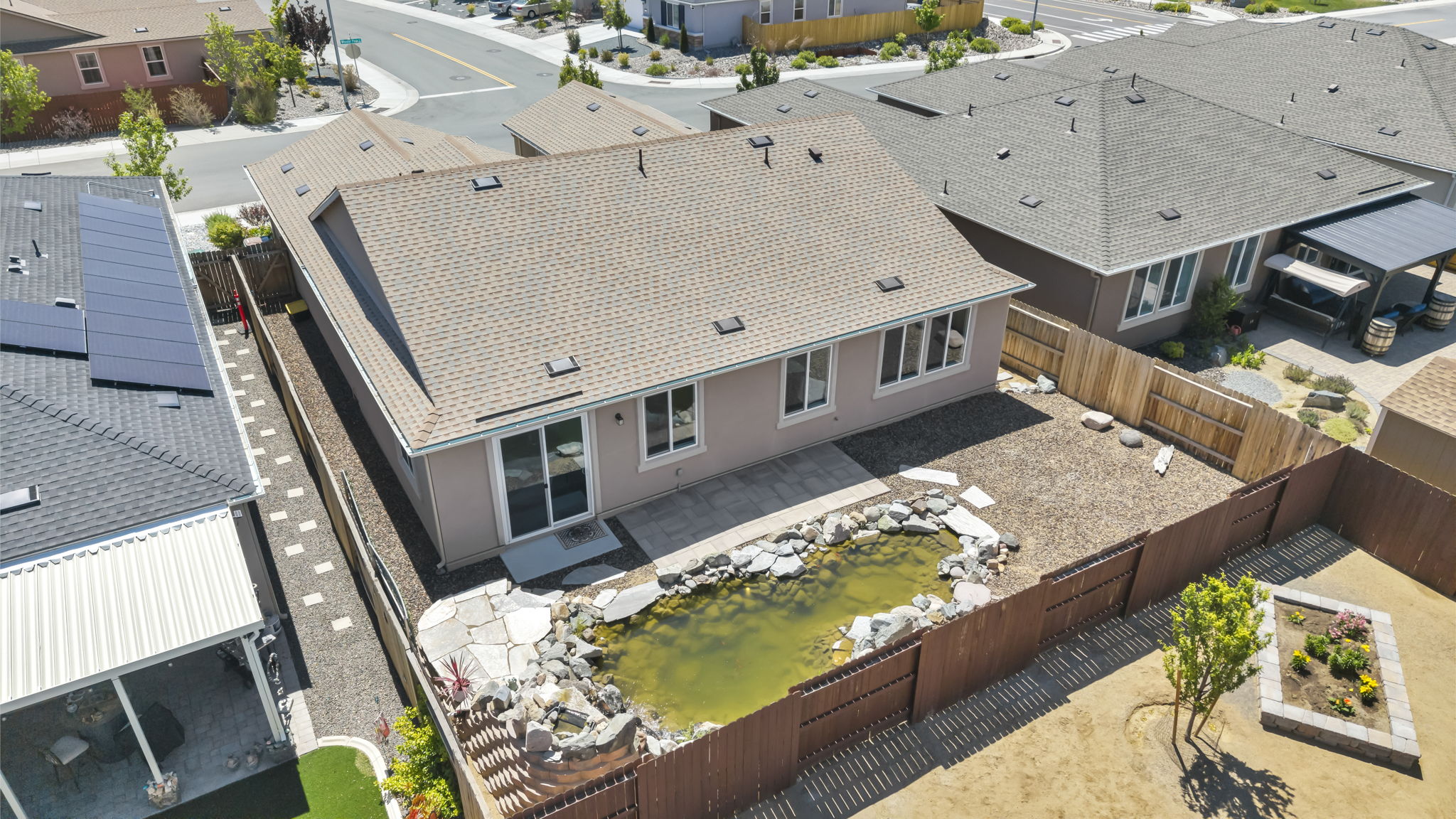  Photo 16
