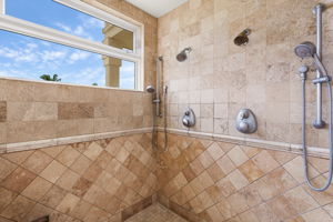K Bathroom 1f