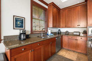 Kitchen 4